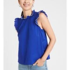 Women’s Banana Republic Royal Blue Tank Top
Scalloped Sleeve Shirt Blouse small